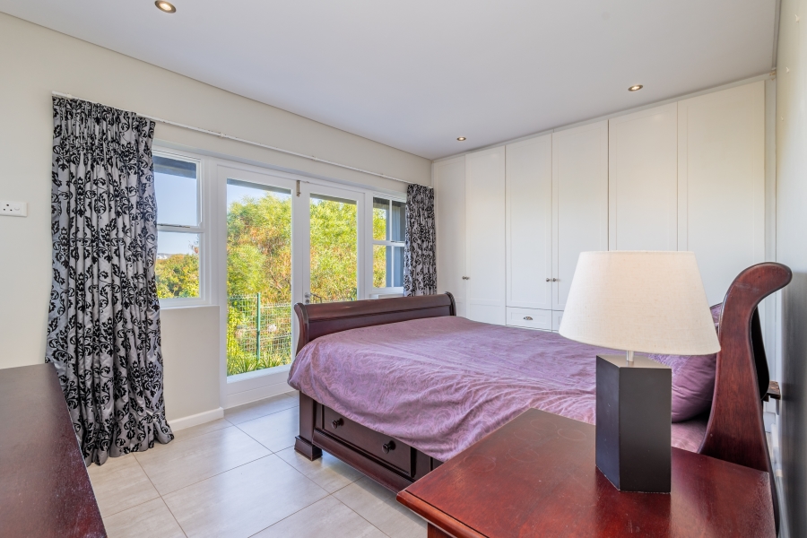 3 Bedroom Property for Sale in Whale Rock Gardens Western Cape